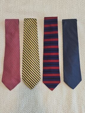 Tommy Hilfiger Set Of 4 Vintage Ties